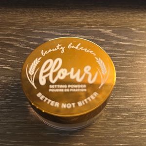 Beauty Bakerie Face Flour Baking Powder - Plantain Caramel